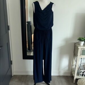 Simply Vera Wang M Navy Blue jumpsuit pants loose fit cinch waist sleeveless
